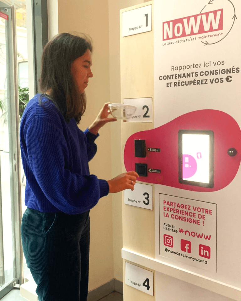 Utilisation de la borne pour faire un rendu de contenant consigné